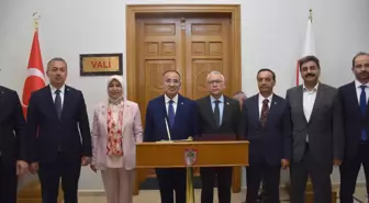 TBMM Başkanvekili Bekir Bozdağ, Sivas Kongresi'nin 106. Yıl Dönümünü Kutlamak İçin Sivas'ta