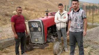 Orman Yangınına Gönüllü Destek: Gençler Patlayan Lastiğe Rağmen Su Taşıdı