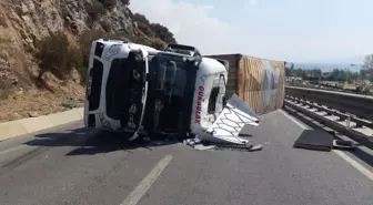 Körfez'de Yağ Yüklü TIR Devrildi, Sürücü Yaralandı