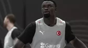 Adem Bona kimdir? Milli Basketbolcu Adem Bona kaç yaşında, nereli?