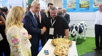 Ticaret Bakanı Bolat, KKTC Üreticilerine Destek Söz Verdi