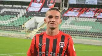 Denizli İdmanyurdu'ndan Tarihi Galibiyet ve İlk Gol Sevinci