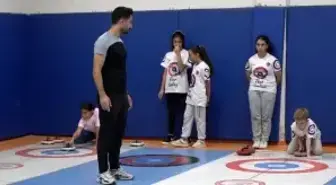 Kilis Atatürk Ortaokulu Floor Curling'de Tarih Yazdı