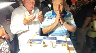 Kuşadası'nda Mevlid-i Nebi Haftası'nda Hz. Muhammed'in Mukaddes Emanetleri Ziyarete Açıldı