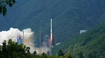 Çin, 'Shiyan-29' Uydusunu Uzaya Fırlattı
