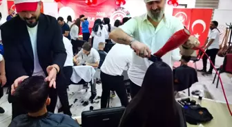 Aynadaki Gülen Yüzüm Projesi ile Çocukların Özgüveni Artırılıyor