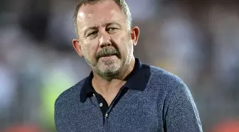 Kimsenin gözünün yaşına bakmıyor! Sergen Yalçın 3 ismin kalemini kırdı