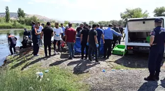 Kırıkkale'de Piknikte Boğulma Olayı: İki Arkadaş Hayatını Kaybetti
