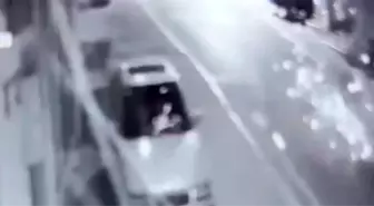 Kocaeli'de El Yapımı Patlayıcı ile Olay: 4 Araç Hasar Gördü