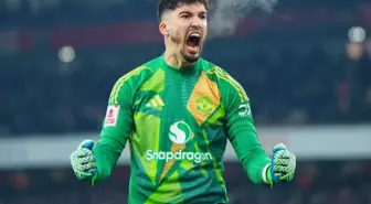 Manchester United'dan Altay Bayındır'a büyük şok