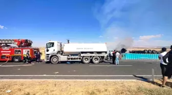 Kayseri'de Yangın Çıkaran Tır Kazasında Sürücü Kurtuldu