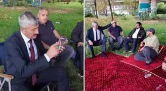 Tartışma yaratan görüntü: Belediye başkanı, arsa alan Arapları böyle tebrik etti