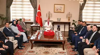 Bakan Göktaş Manisa'da Ziyaretlerde Bulundu
