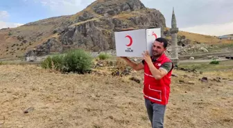 Kızılay Gönüllülerinden Neşeli Ziyaretler