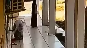 Mardin'de 3 Kadının Hırsızlık Girişimi Güvenlik Kamerasında