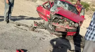 Nevşehir'de Otomobil ve Minibüs Çarpıştı: 1 Ölü, 2 Yaralı