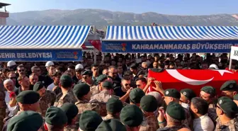 Şehit özel harekat polisi son yolculuğuna uğurlandı