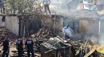 Tokat'ın Zile İlçesinde Yangın: Bir Ev ve Samanlık Yanarak Kullanılamaz Hale Geldi