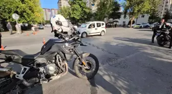 Kayseri'de Motosikletle Kaza: 2 Polis Memuru Yaralandı