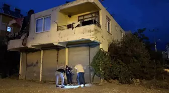 Antalya'da Bebek 5 Metreden Düşerek Yaralandı