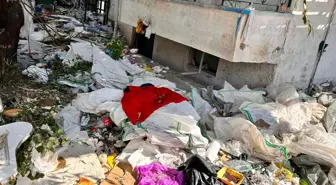Ankara'da çöp dolu evden yayılan kötü koku mahalleyi ayağa kaldırdı