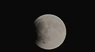 Hakkari'de Ay Tutulması Coşkuyla İzlendi