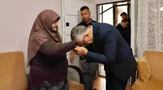 Bakan Işıkhan, Şehit Ailelerini Ziyaret Etti: 'Huzurlu Bir Gelecek Bırakacağız'