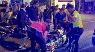 Tekirdağ'da Motosiklet ile Panelvan Minibüs Çarpıştı: 2 Yaralı