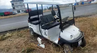 Isparta'da Golf Aracı Devrildi: Sürücü Yaralandı