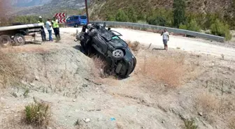Antalya'da Trafik Kazası: 1 Ölü, 1 Ağır Yaralı