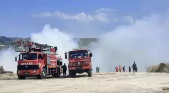 Kuşadası'ndaki Yangın Kontrol Altına Alındı