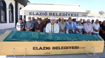 Elazığ'da 94 Yaşındaki Mehmet İzgi, 20 Günlük Yaşam Mücadelesini Kaybetti