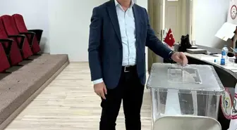Aydın Eczacı Odası'nda Sefa Karaarslan Güven Tazeledi
