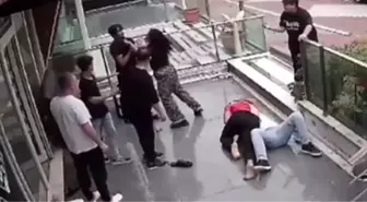 Esenyurt'ta Gruplar Arasında Kavga Kameralara Yansıdı