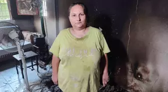 Adana'da Yangın Mağduru Anne-Kız Oto Yıkamacıda Yaşamak Zorunda Kaldı