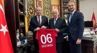 Gençlerbirliği Başkanı Osman Sungur, MHP Lideri Bahçeli'yi Ziyaret Etti