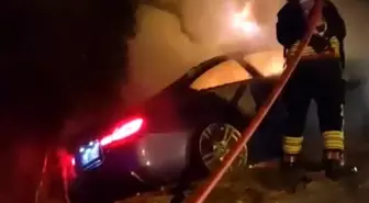 Bolu'da Lüks Otomobil Alev Alev Yandı