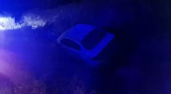 Çorum'da Otomobil Şarampole Devrildi: 1 Yaralı