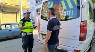 Manisa'da Okul Servis Araçlarına Denetim Yapıldı