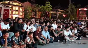 Yalova'da Voleybol ve Futbol Coşkusu
