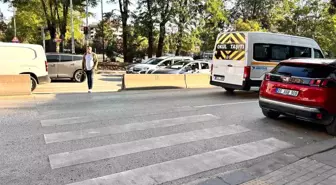 Yaya Geçidinde Tartışma: Sürücü Kadına Yumruk Attı