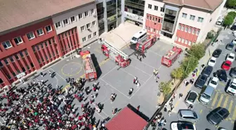 Başakşehir'de Okul Kantininde Yangın Çıktı