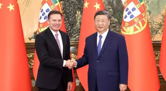 Xi Jinping, Portekiz Başbakanı ile Görüştü