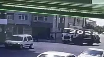 Yolda Çöp Kamyonuna Çarpan Yaşlı Adam Hayatını Kaybetti