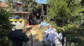 Antalya'da Yangın Paniği: Evdeki Eşyalar Yandı