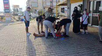 Antalya'da Motosiklet Kazasında İki Kişi Ağır Yaralandı