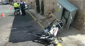 Aksaray'da Lise Öğrencileri Motosiklet Kazası Geçirdi