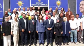 Derya Ayaydın, Midyat'ta AK Parti Teşkilatına Destek Verdi