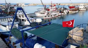 Akdenizli Balıkçılar Yeni Sezona Hazırlanıyor