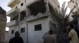 İsrail, El Halil'de Bir Filistinlinin Evini Bombaladı